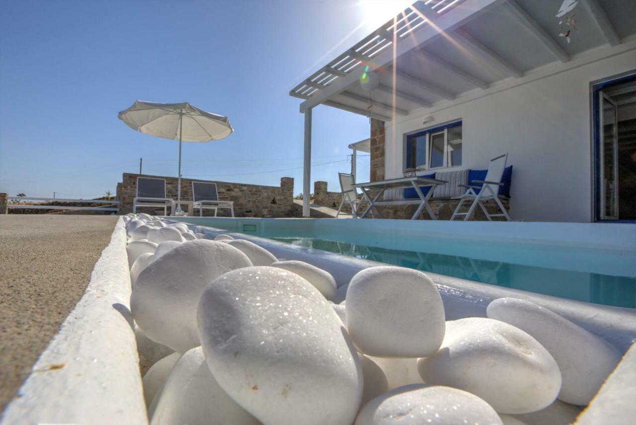 Parian White Luxury Apartments Parikia  Exterior photo