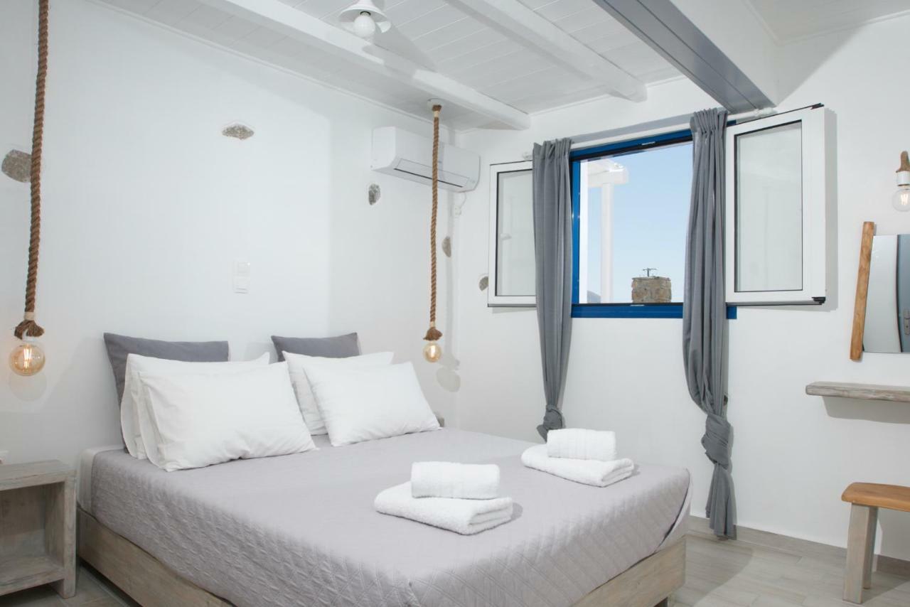 Parian White Luxury Apartments Parikia  Exterior photo